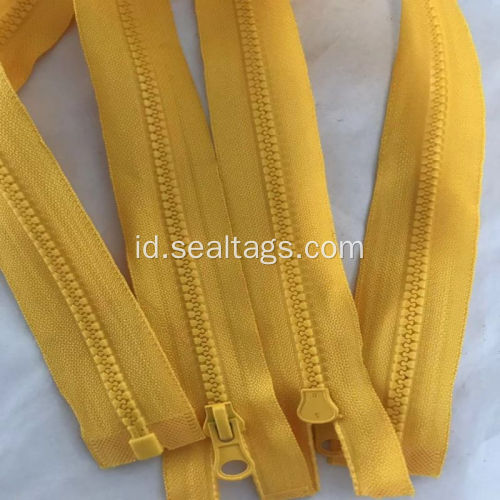 Pemasangan Kaki Penyanyi Zipper Ukuran 10